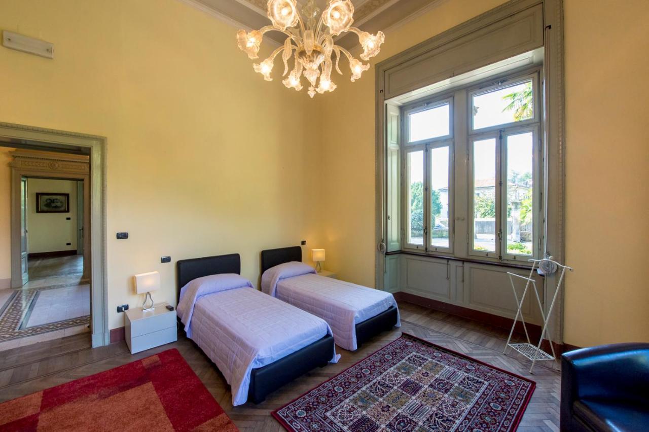 Villa Confalonieri مانديلو ديل لاريو المظهر الخارجي الصورة